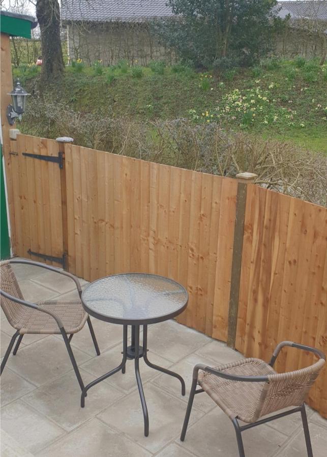 Garden Rest Seething